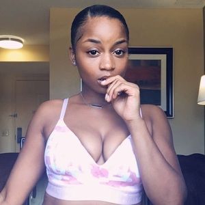 Meet your Posher, Khaliah